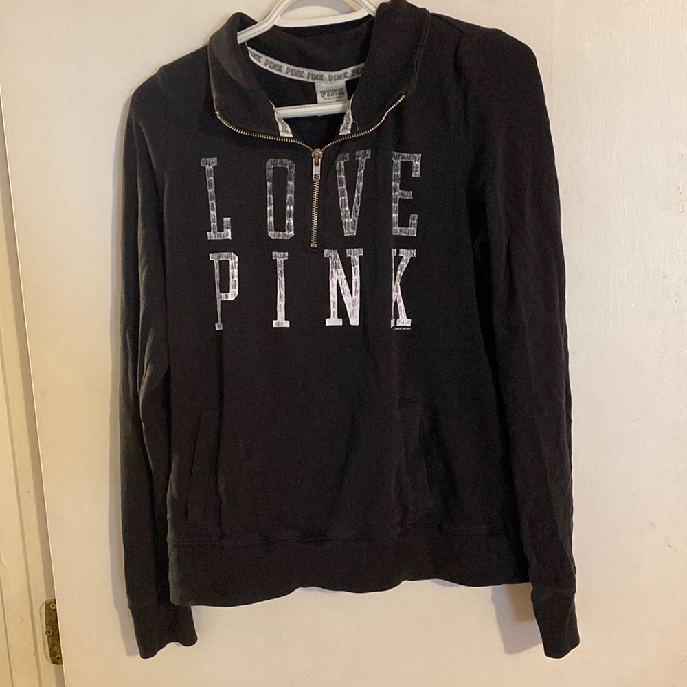 Black quarter zip